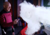 “Star Trek XIV” & “Picard” – April, April! Captain Picard (Patrick Stewart) erheitert in "Timescape" (Szenenfoto: CBS).