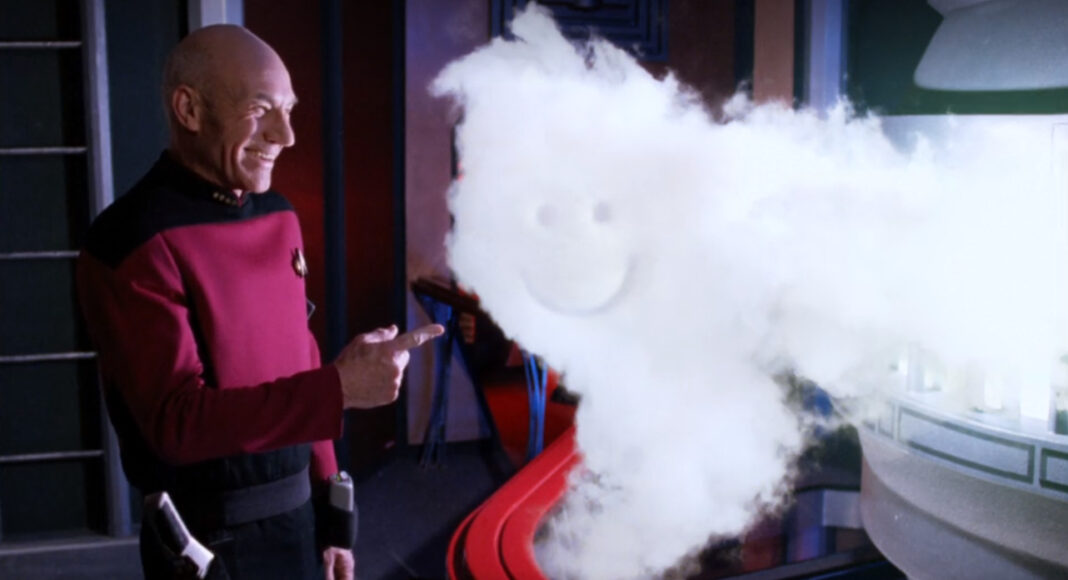 Captain Picard (Patrick Stewart) erheitert in 