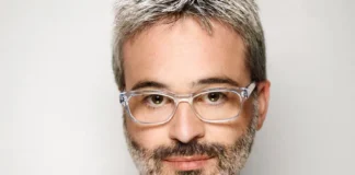 Kurtzman über Crossovers im “Star Trek”-Franchise Alex Kurtzmann, Showrunner von "Discovery" und "Strange New Worlds"