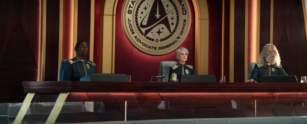 Sneak-Peak-Teaser zu Staffel 2 von "Star Trek: Strange New Worlds!" 9 Der Staffel-2-Teasertrailer zu "Strange New Worlds", Staffel 2: Drei Richter