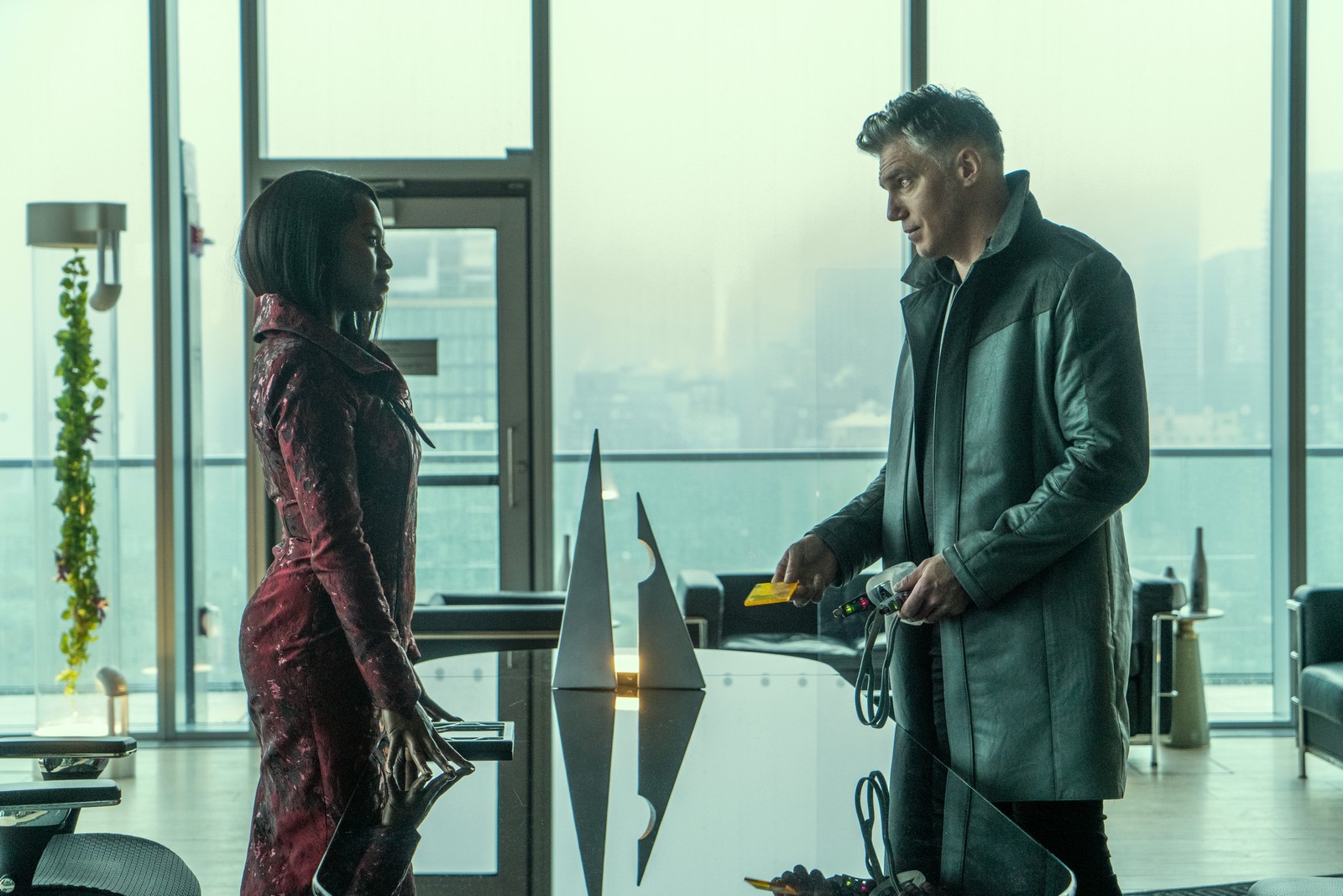 Preview: “Ad Astra per Aspera” (“Star Trek: Strange New Worlds”, 2×02) 3 Pike im Überzeugungsgespräch