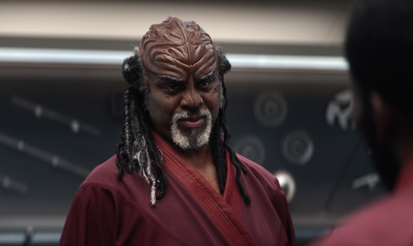 Robert Wisdom als Dak'Rah in "Under the Cloak of War" (Paramount+)