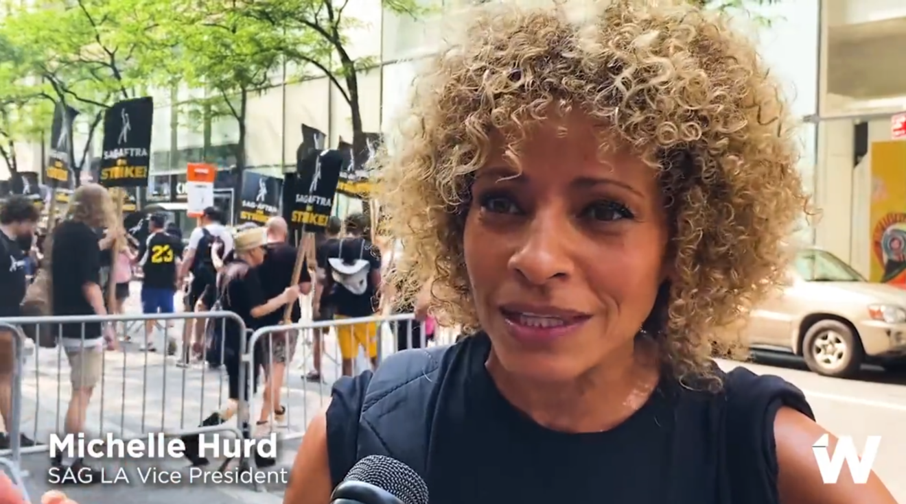 Michaelle Hurd, Vizepräsidentin der Schauspielgewerkschaft in Los Angeles, über den laufenden Streik der US-Unterhaltungsindustrie (Bild: THE WRAP)