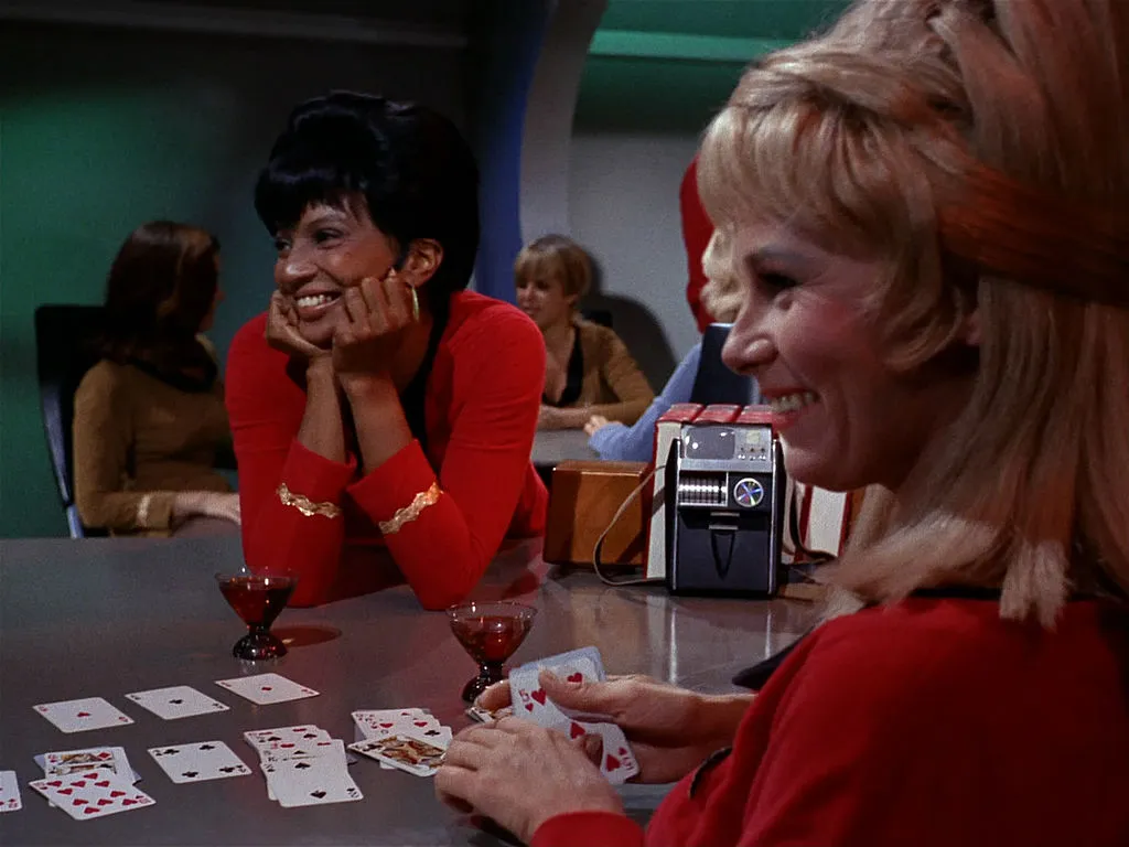 Die "Subspace Rhapsody" ist online! Das erste Kanon-Musical des "Star Trek"-Franchise 3 Frauen im All: gehören sie da hin?