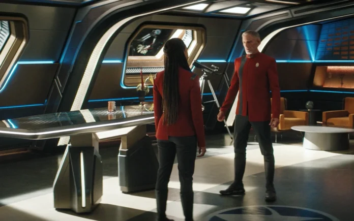 Dis-5-04-Burnham-Rayner Burnham und Rayner in "Face The Strange" (Bind: CBS Studios/Paramount+)