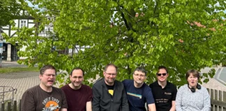 20 Jahre Usertreffen Trekkies auf 'nem Usertreffen 2024. Hashtag #nerds