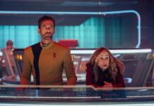 Was “Star Trek” von “For All Mankind” lernen kann Ake in "Kids These Days" (Photo: Brooke Palmer/Paramount+)