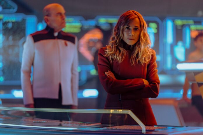 Ake in "Rubincon" (Photo: John Medland/Paramount+)