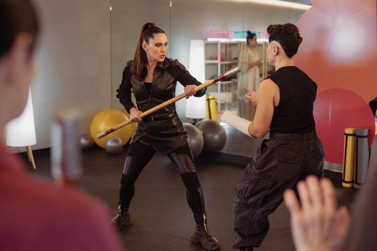 Noonien-Singh und Ortegas in "Human Best Friend" (Photo: Jan Thijs/Paramount+)