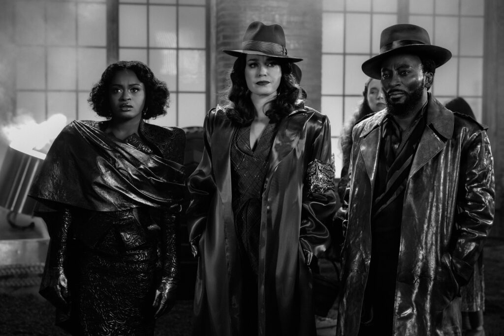 Zweitrezension: "Strange New Worlds 4x04 - Ein Fall von Chiaroscuro" 1 Uhura, Chin-Riley und M'Benga in "A Case of Chiaroscuro" (Photo: Jan Thijs/Paramount+)