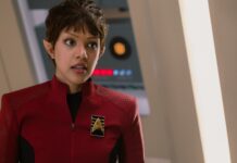 Rezension: “Strange New Worlds 4×06 – Schichtende” A'Sha in "Off-Hour" (Photo: Jan Thijs/Paramount+)