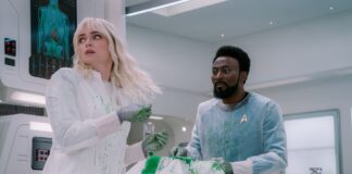 Kurzrezension: “Star Trek: Strange New Worlds” – 4×07 “Like Chronitons Through the Hourglass” Chapel und M'Benga in "Like Chronitons Through The Hourglass" (Photo: Brendan Adam-Zwelling/Paramount+)